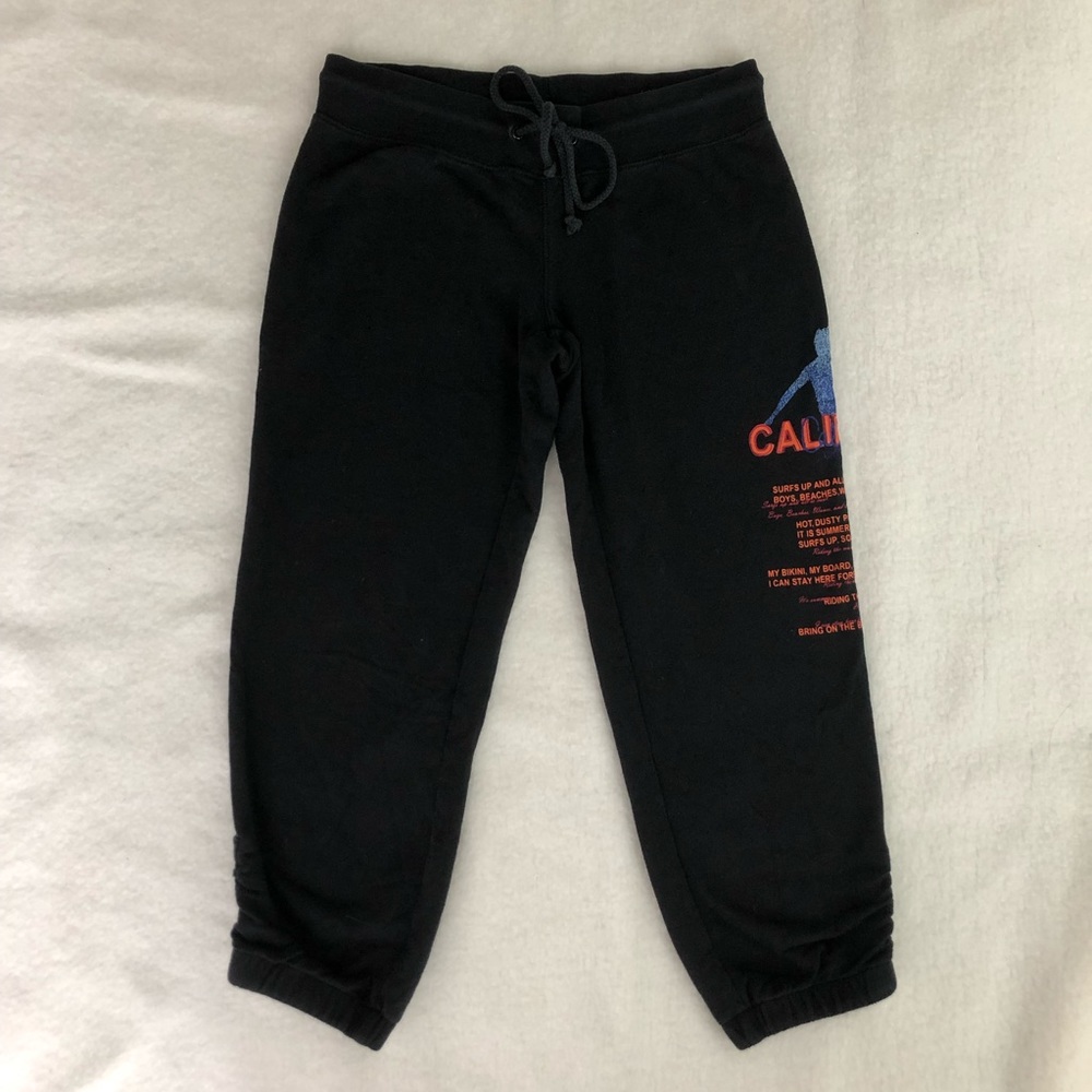 Tie Waist California Surf Lettering Jogger Capris